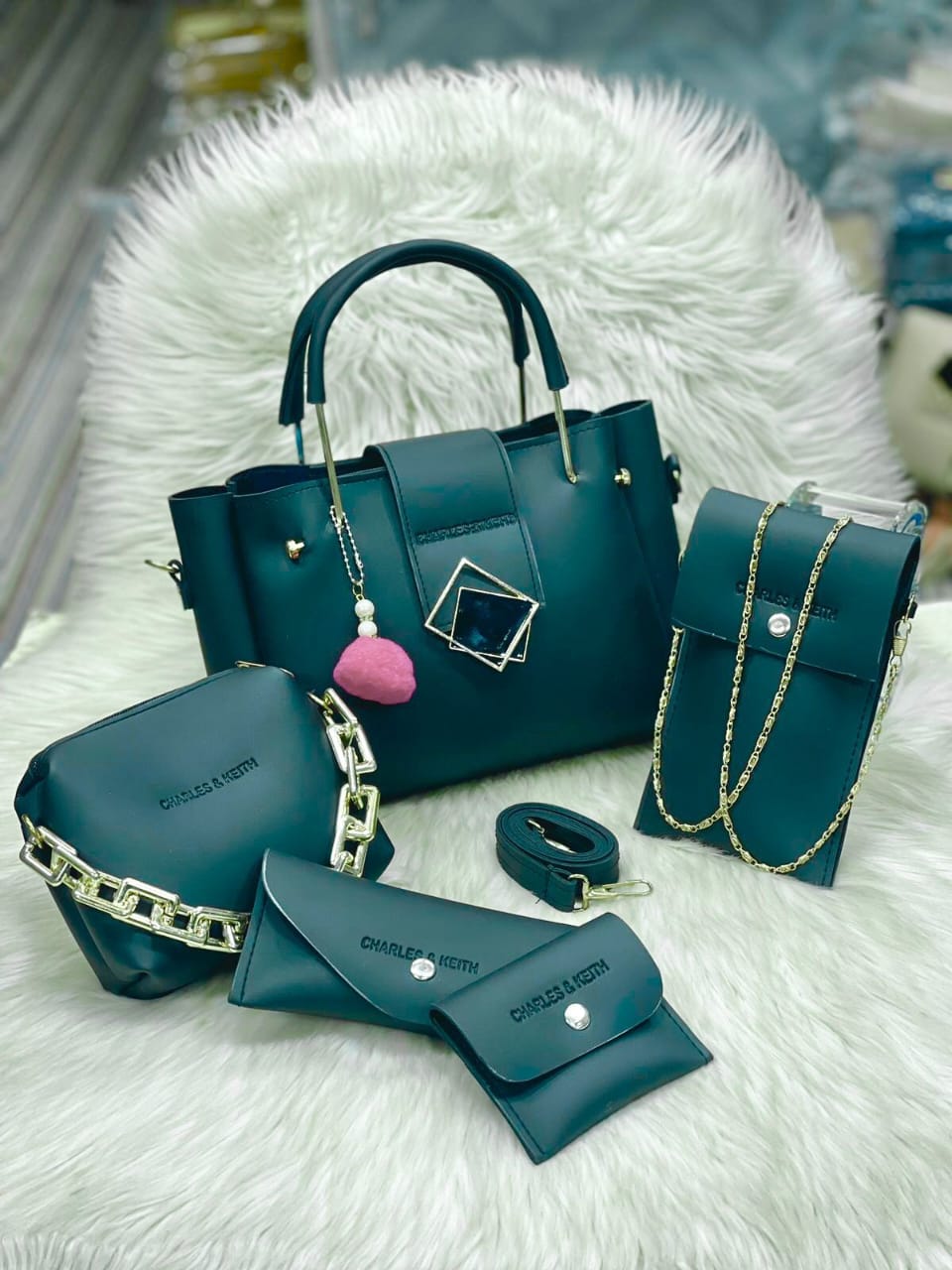 CHARLES & KEiTH 5 PiS SET